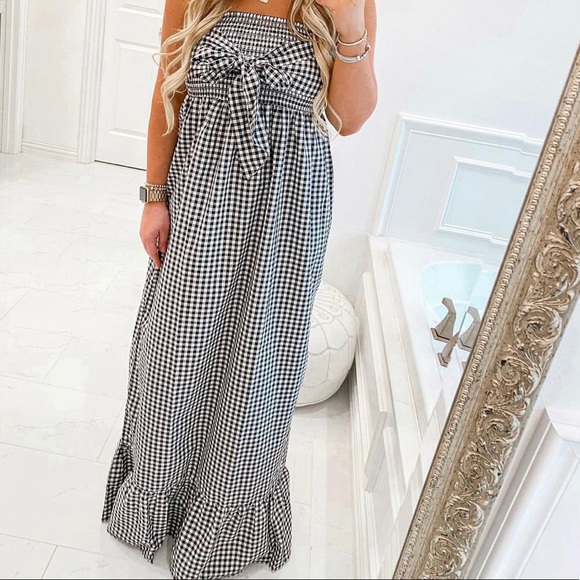 Gingham knot front maxi dress - Picture 5 of 9